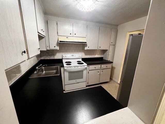 11 Cass St in Boston, MA - Building Photo