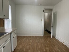 833 Columbia Ave-Unit -Apt. 2 in Lancaster, PA - Building Photo - Building Photo