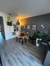 5942 Mustang Manor in Davie, FL - Building Photo - Building Photo