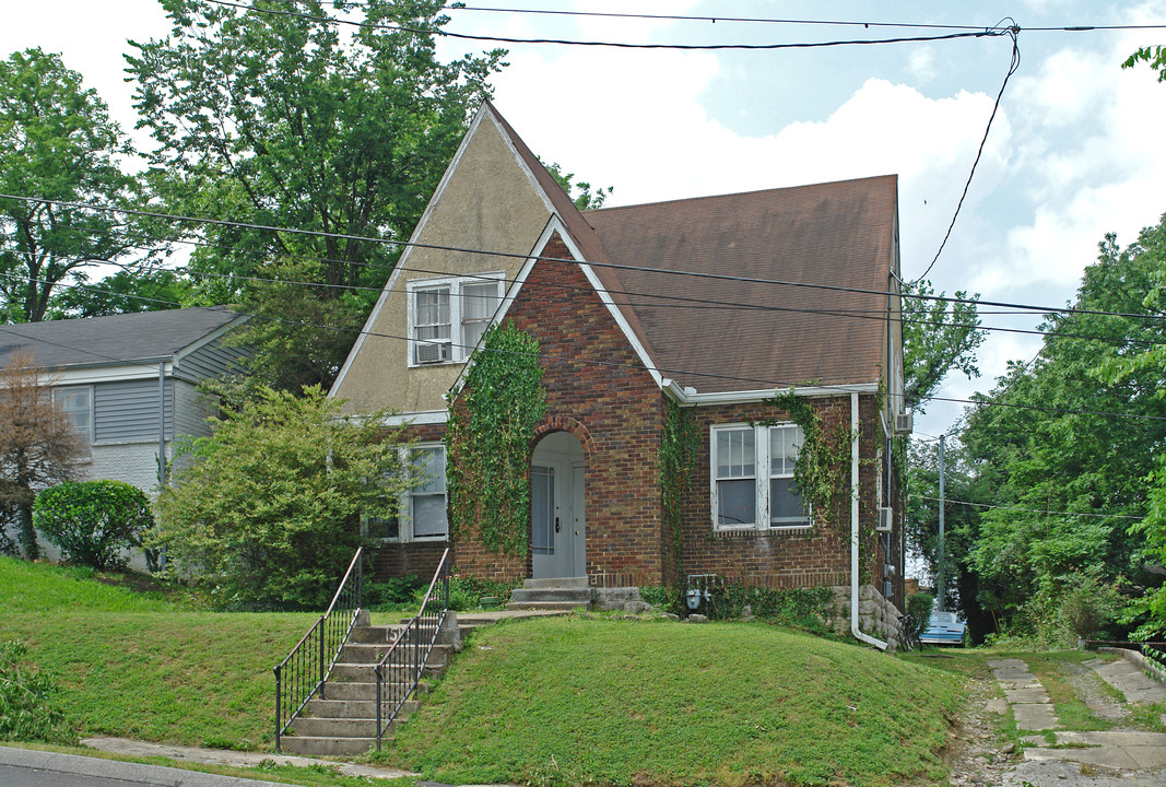 1517 Bernard Ave in Nashville, TN - Foto de edificio