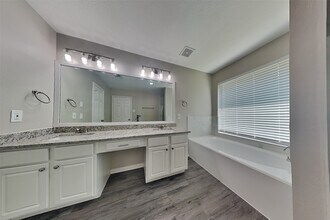 14906 Woodcypress Ln in Cypress, TX - Building Photo - Building Photo
