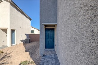 9522 Wayfarer Seek Ct in Las Vegas, NV - Building Photo - Building Photo