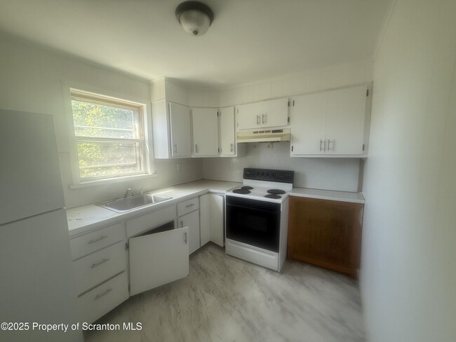 1509 Price St in Scranton, PA - Building Photo - Building Photo