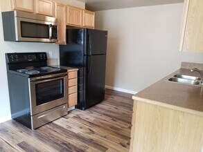 2217 E Central Ave in Spokane, WA - Building Photo - Building Photo