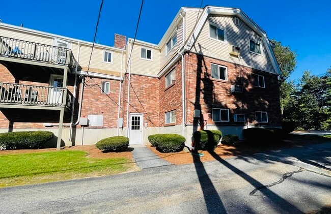 11 Wampus Ave in Newark, NJ - Building Photo - Building Photo