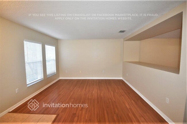 6954 Lake Eaglebrooke Dr in Lakeland, FL - Building Photo - Building Photo