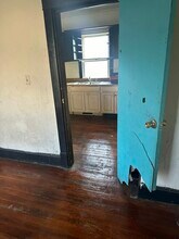 2203 W Howett St in Peoria, IL - Building Photo - Building Photo