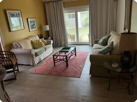 6300 Jimmy Buffett Mem Hwy in St. Augustine, FL - Building Photo