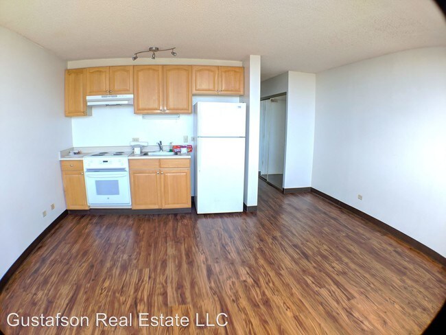 3045 Ala Napuaa Pl-Unit -#702 in Honolulu, HI - Building Photo - Building Photo