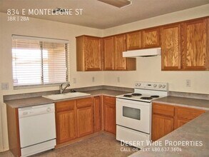 834 E Monteleone St in San Tan Valley, AZ - Building Photo - Building Photo