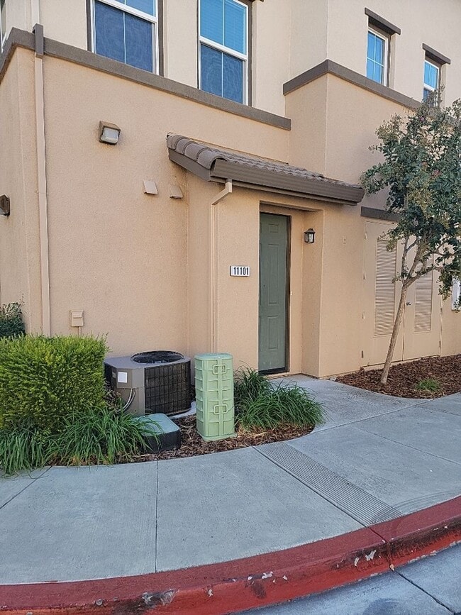 property at 50 Regency Park Cir