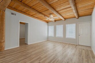 1960 E Ambush St, Unit B in Pahrump, NV - Building Photo - Building Photo