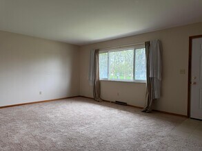 4979 Godown Rd in Columbus, OH - Building Photo - Building Photo