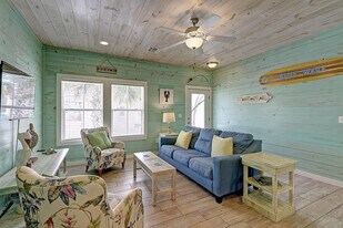 1617 S Station St, Unit SI ID1023189P in Port Aransas, TX - Building Photo