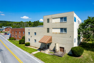 Wehnwood Court Student Living Apartments