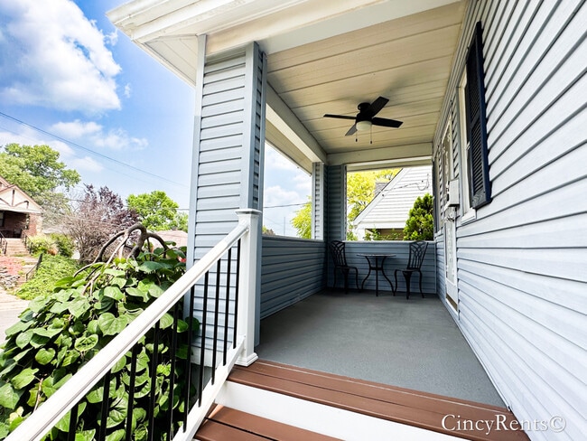 3545 Madison Park Ave in Cincinnati, OH - Building Photo - Building Photo