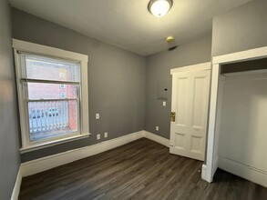 2 Ellsworth Ave, Unit 22 in Cambridge, MA - Building Photo - Building Photo