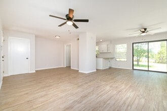 443 Senova Dr in San Antonio, TX - Building Photo - Building Photo
