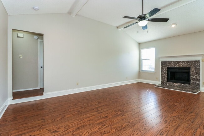 1224 Nicole Way in Burleson, TX - Building Photo - Building Photo