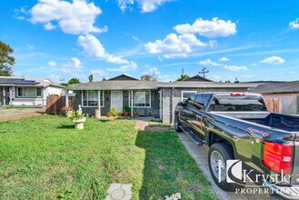 714 Gateway Dr in Vallejo, CA - Building Photo - Building Photo