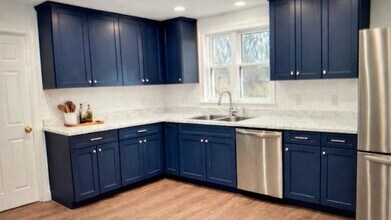 719 Hanshaw Rd in Ithaca, NY - Building Photo - Building Photo