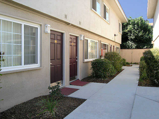 Whitman Villa Townhomes