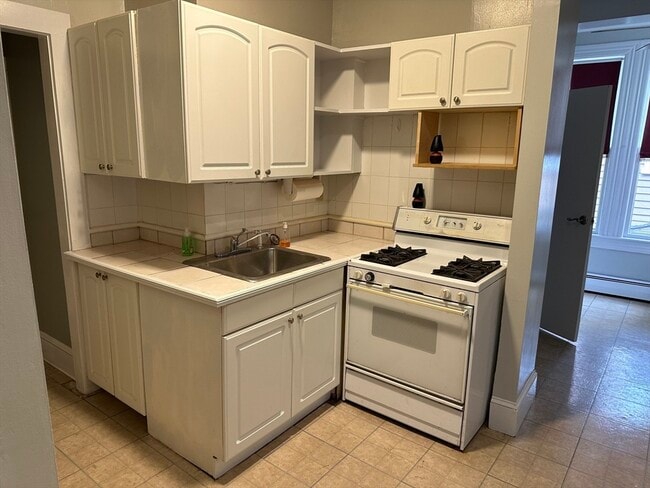 8 Park St in Haverhill, MA - Building Photo - Building Photo