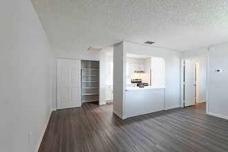 Topaz Retreat in Lakeland, FL - Building Photo - Building Photo