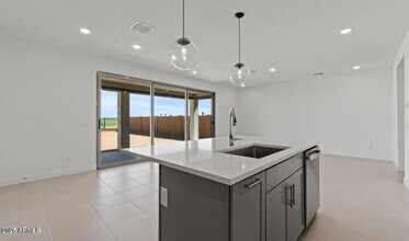 8018 W Griswold Rd in Peoria, AZ - Building Photo - Building Photo