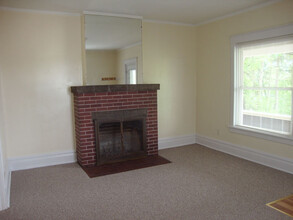 14 E Weber Ave, Unit 14 in Du Bois, PA - Building Photo - Building Photo