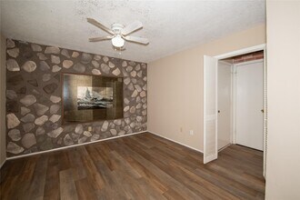 16774 Glen Eagle Dr N in Conroe, TX - Building Photo - Building Photo