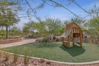 534 Red Lovebird Ave in Henderson, NV - Building Photo - Building Photo