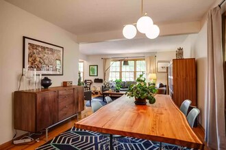 2123 Franklin Ave SE, Unit 1 in Minneapolis, MN - Building Photo - Building Photo