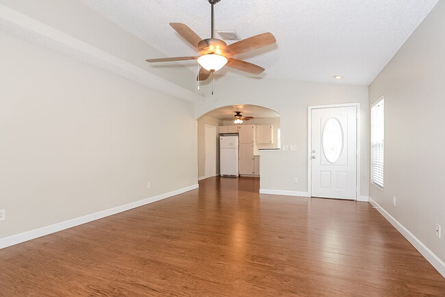 1822 Coyote Pl in Brandon, FL - Building Photo - Building Photo