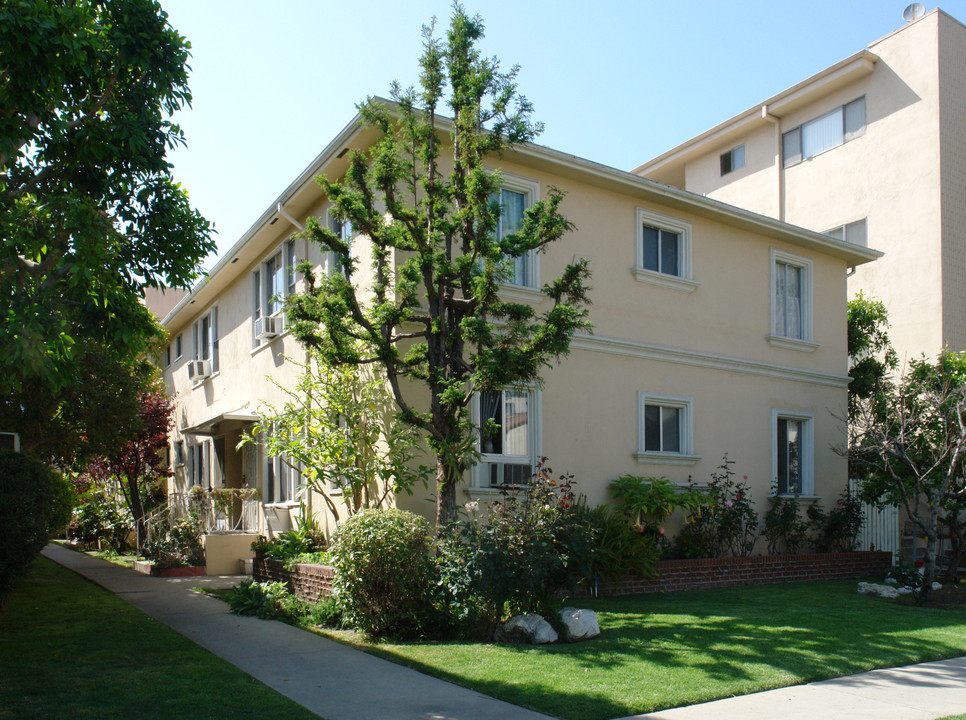 839 S Wooster St in Los Angeles, CA - Foto de edificio