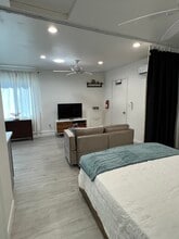 328 S Pickering Way in Montebello, CA - Building Photo - Building Photo