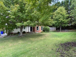 1600 Hardwood Dr in Blacksburg, VA - Building Photo - Building Photo