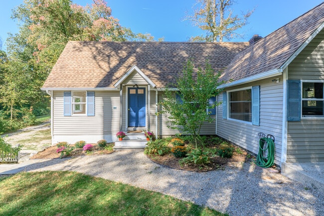 property at 81 Picketts Ridge Rd