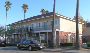 Mutual Housing at Dixieanne in Sacramento, CA - Building Photo - Building Photo