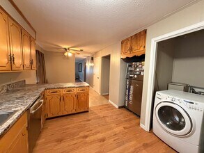 906 N Boston Ave in Russellville, AR - Building Photo - Building Photo