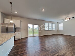 116 Garrison Grv Ct in Mooresville, NC - Building Photo - Building Photo