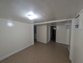 709 Scott Blvd, Unit C in Decatur, GA - Building Photo - Building Photo