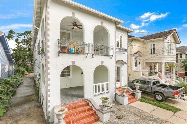 property at 2224 Pine St