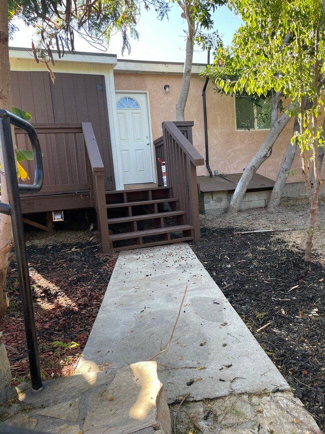 property at 3806 Linda Vista Dr