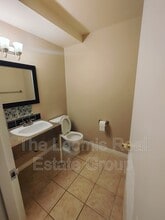 169 Roseland Villge NW in Edmonton, AB - Building Photo - Building Photo