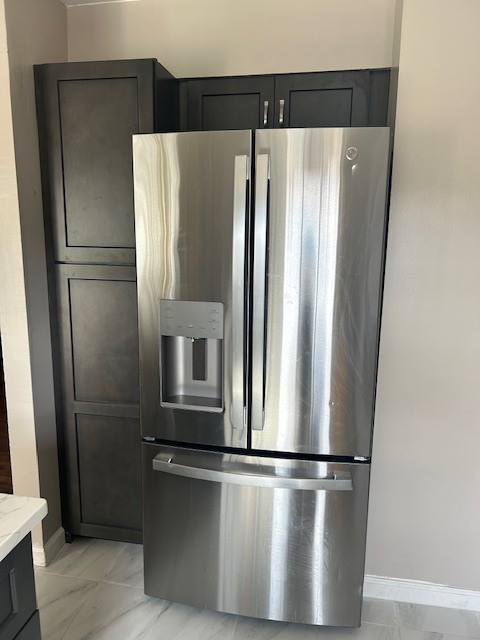 property at 1008 Travis Ln