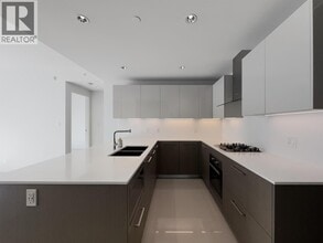 6633 Pearson Wy in Richmond, BC - Building Photo - Building Photo