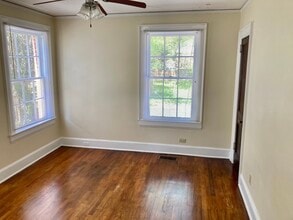 1115-1125 Magnolia Curv in Montgomery, AL - Foto de edificio - Building Photo