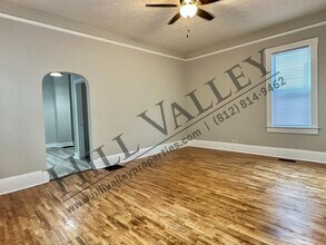 1004 S 9th St in Terre Haute, IN - Building Photo - Building Photo