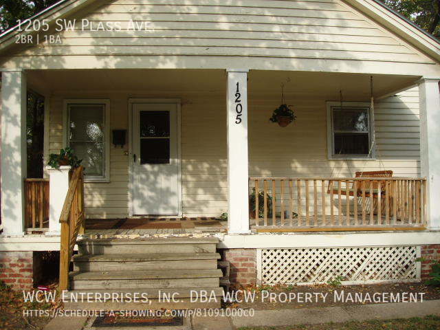 1205 SW Plass Ave in Topeka, KS - Building Photo - Building Photo